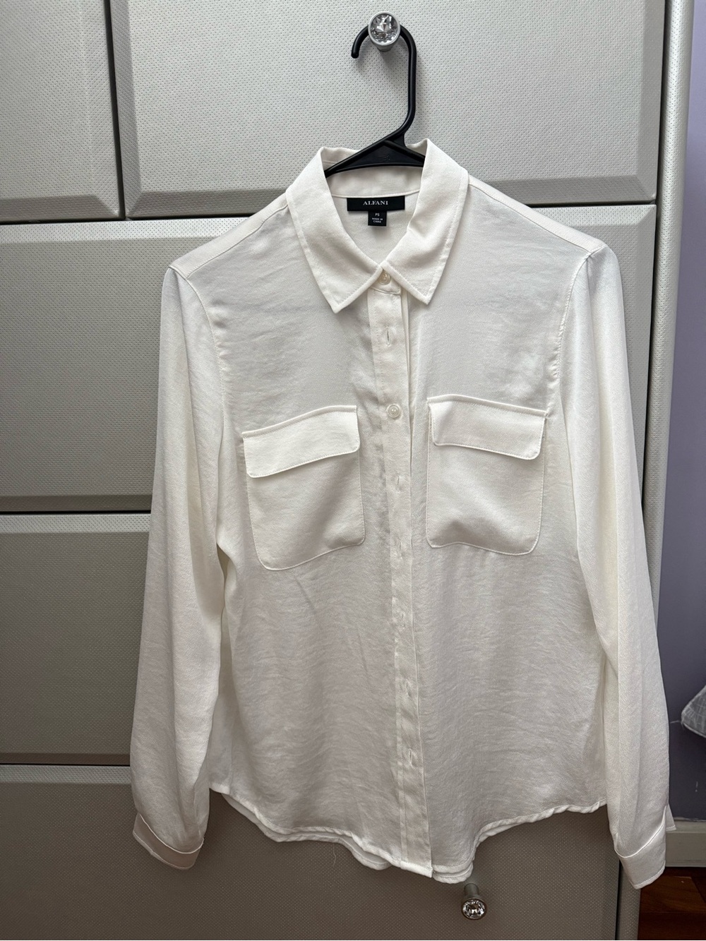 Alfani women’s button down shirt size small